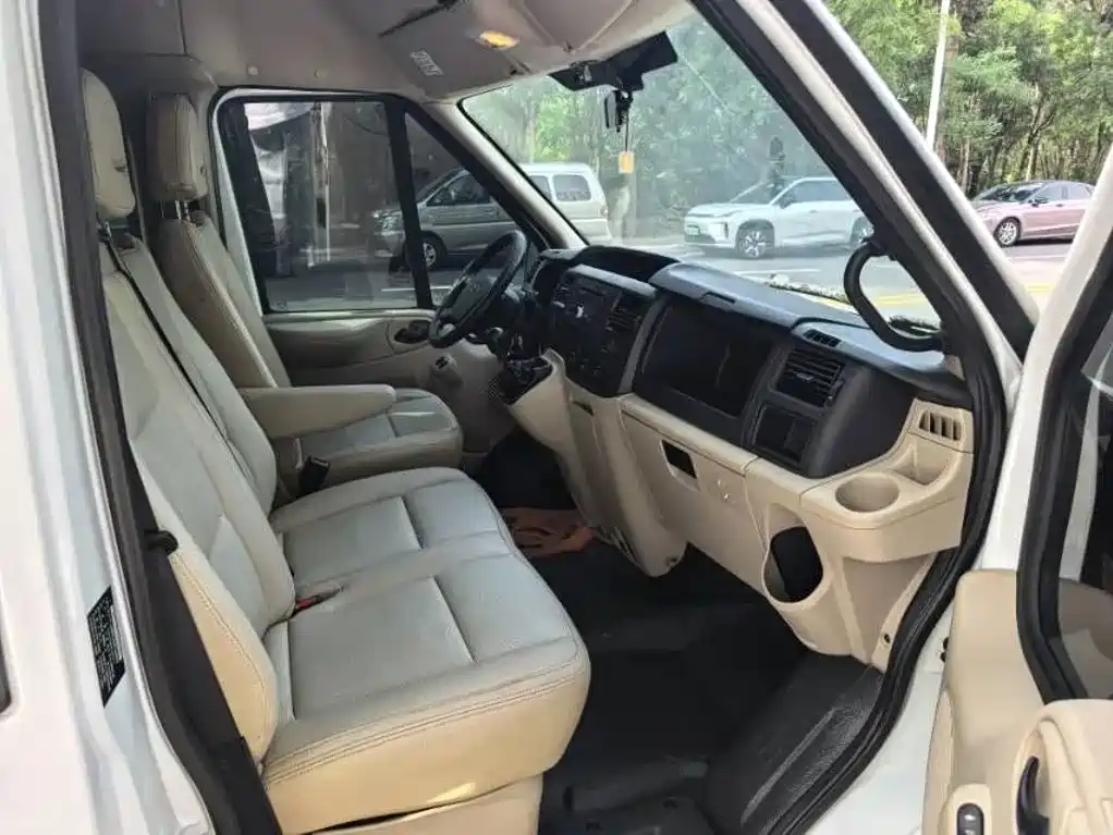 Ford New Generation Transit 2015 2009 Model 2.4T Diesel Multi-purpose Short Wheelbase Low Roof Duratorq