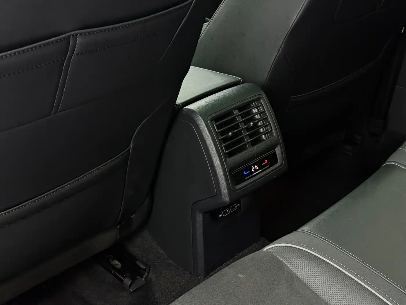 Volkswagen Golf 2021 280TSI DSG R-Line фото 17