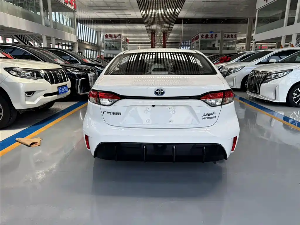 Toyota Levin 2023 Smart Hybrid 1.8L Sport Edition фото 5
