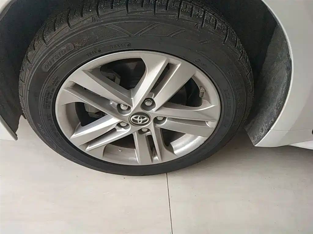 Toyota Levin 2021 185T CVT Luxury Edition фото 23