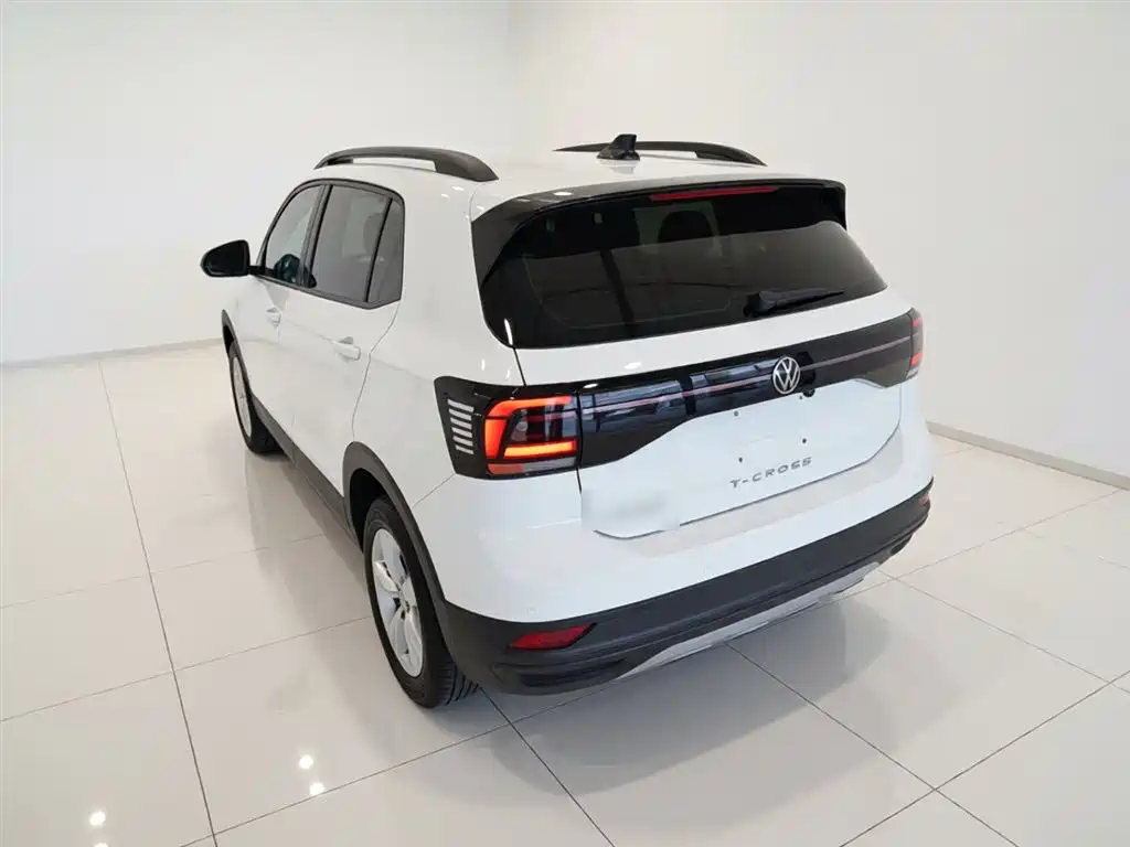 VOLKSWAGEN TU KAI