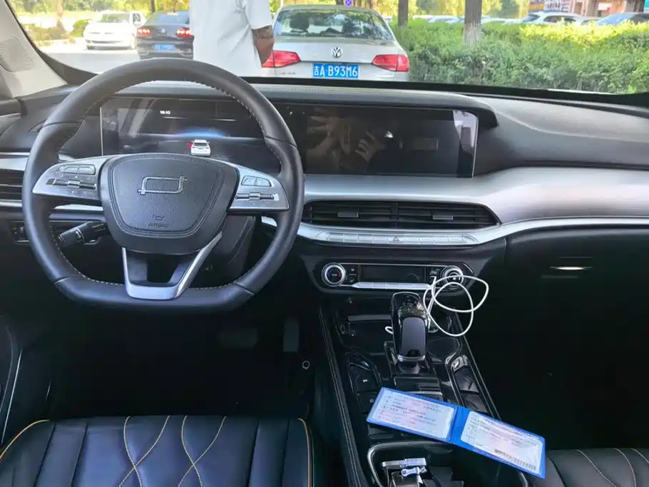 Besturn Bestune T77 2023 2023 1.5T Automatic Luxury