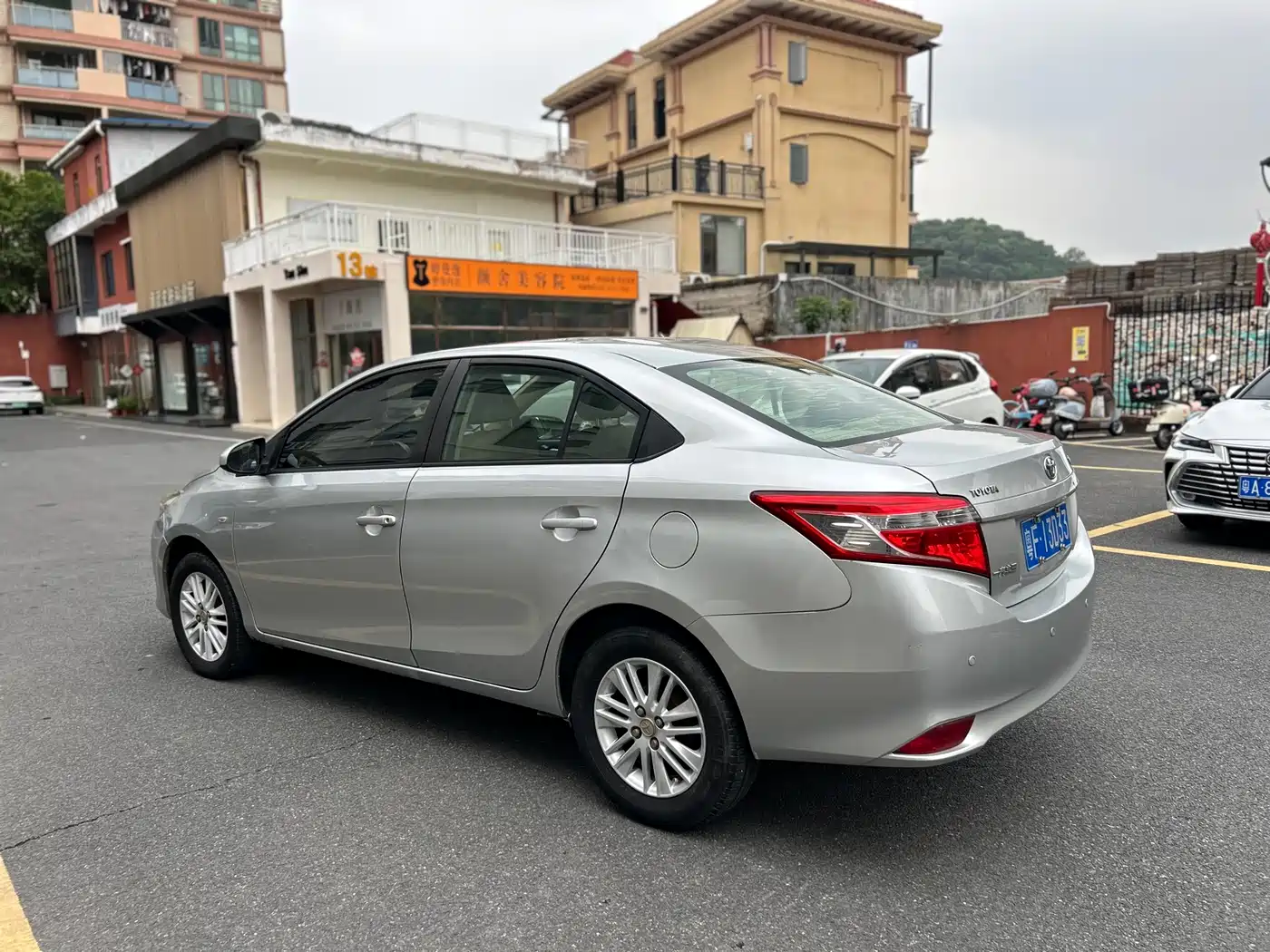 Toyota Vios 2014 1.5L Automatic Wisdom Edition фото 5