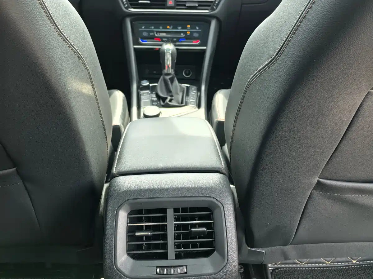 Volkswagen Tharu 2021 330TSI 4WD Luxury Plus фото 16