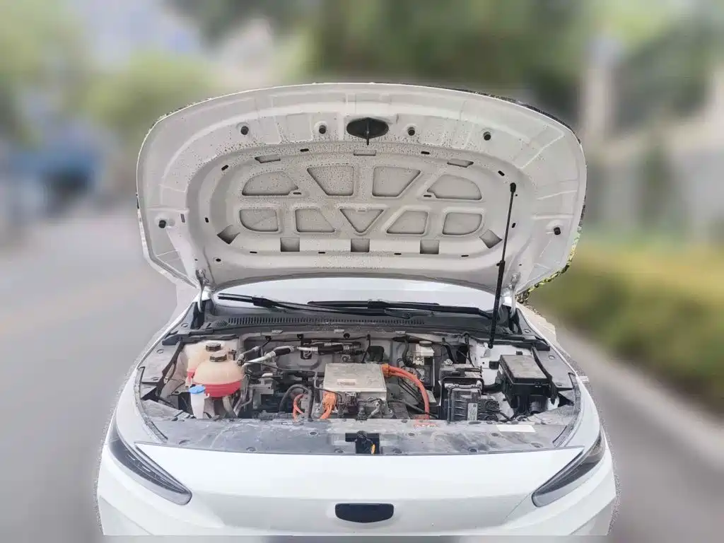 Фото 3 - Geely Geometry A