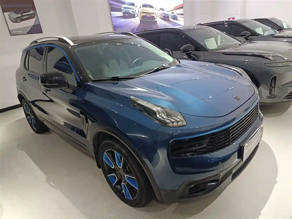 Lynk & Co 01 2017 2.0T 2WD Pro Shine Edition фото 22