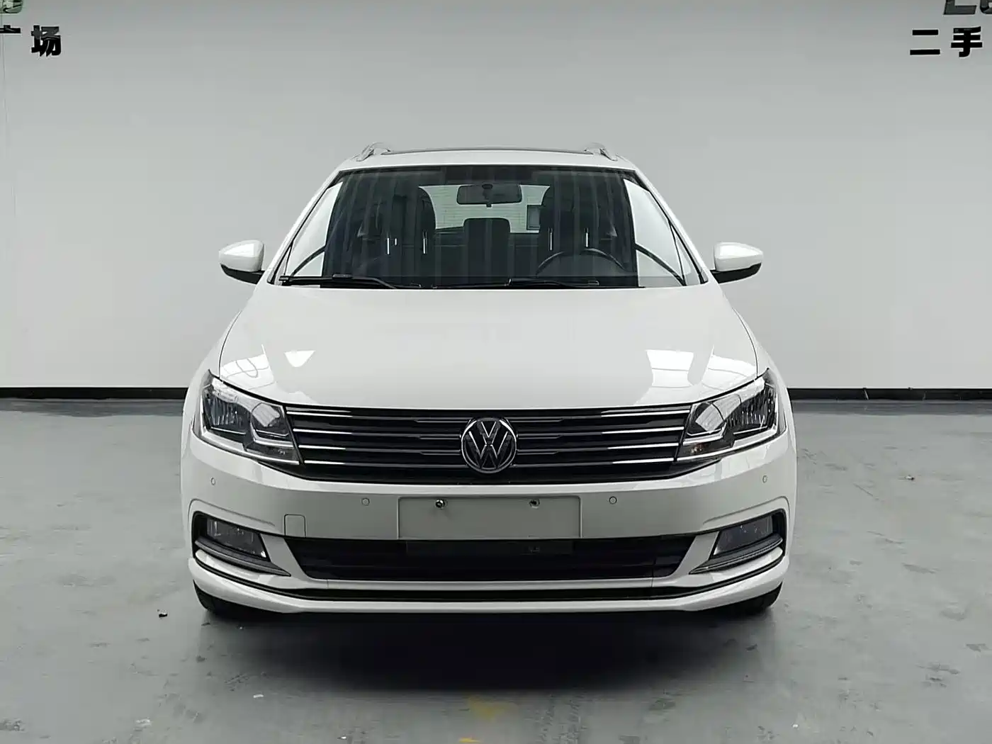 Volkswagen Lavida Tour 2017 230TSI DSG Comfort Edition фото 3
