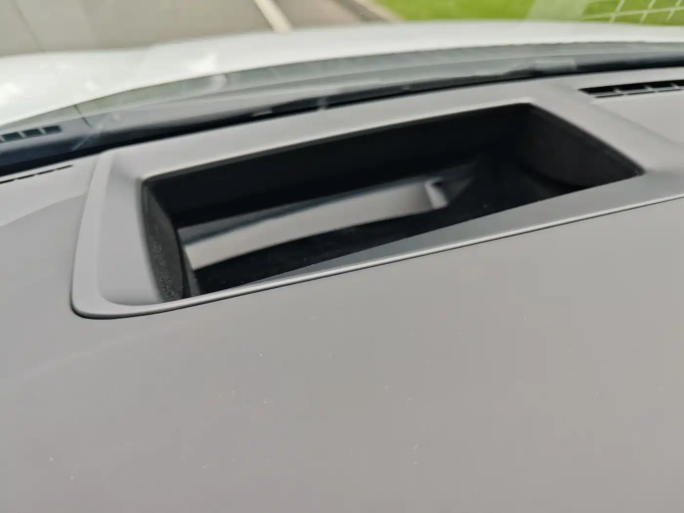 Lynk & Co 10 EM-P 2025 Model 120km Base Version фото 17
