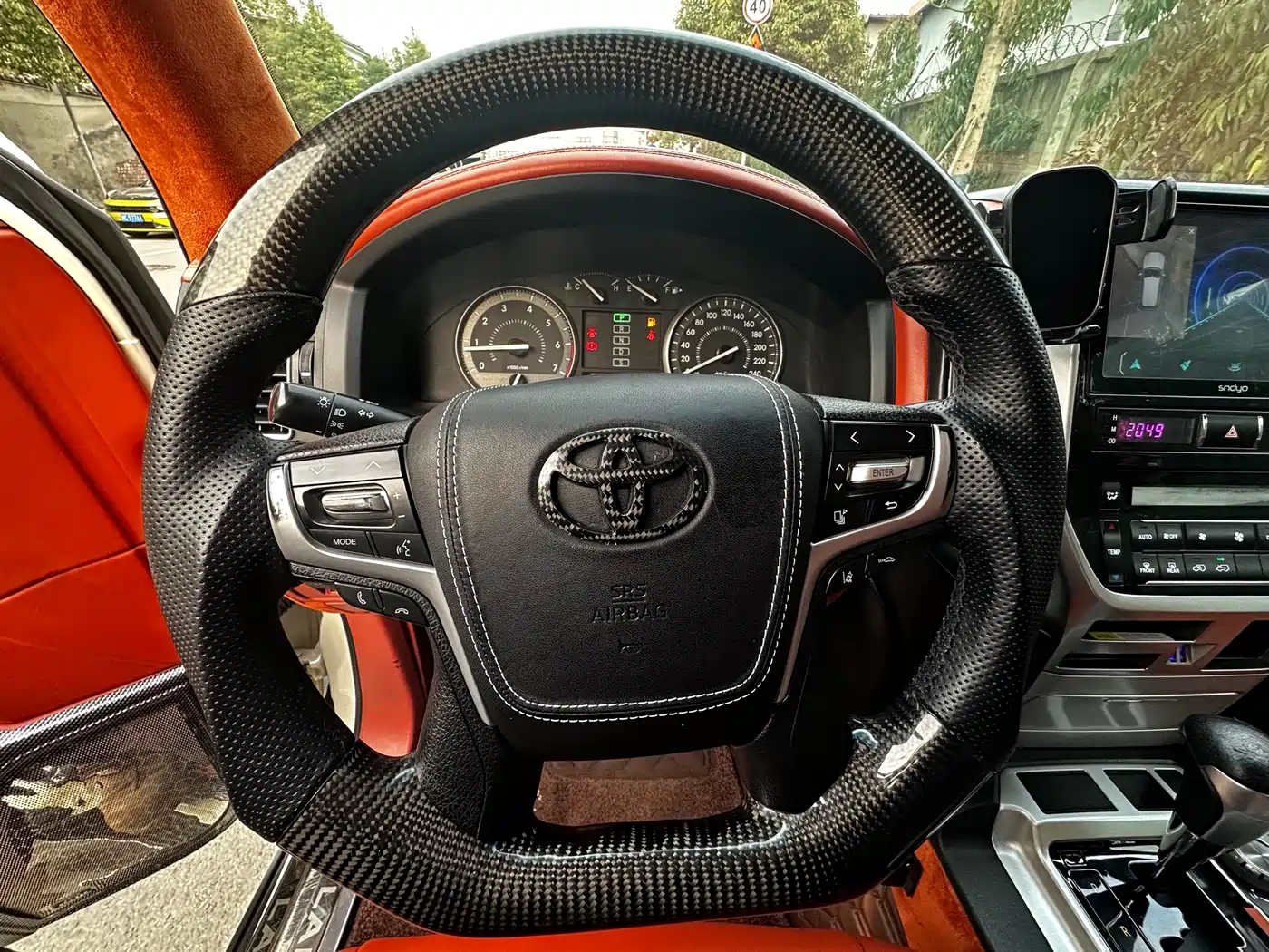 Toyota Land Cruiser (Import) фото 6