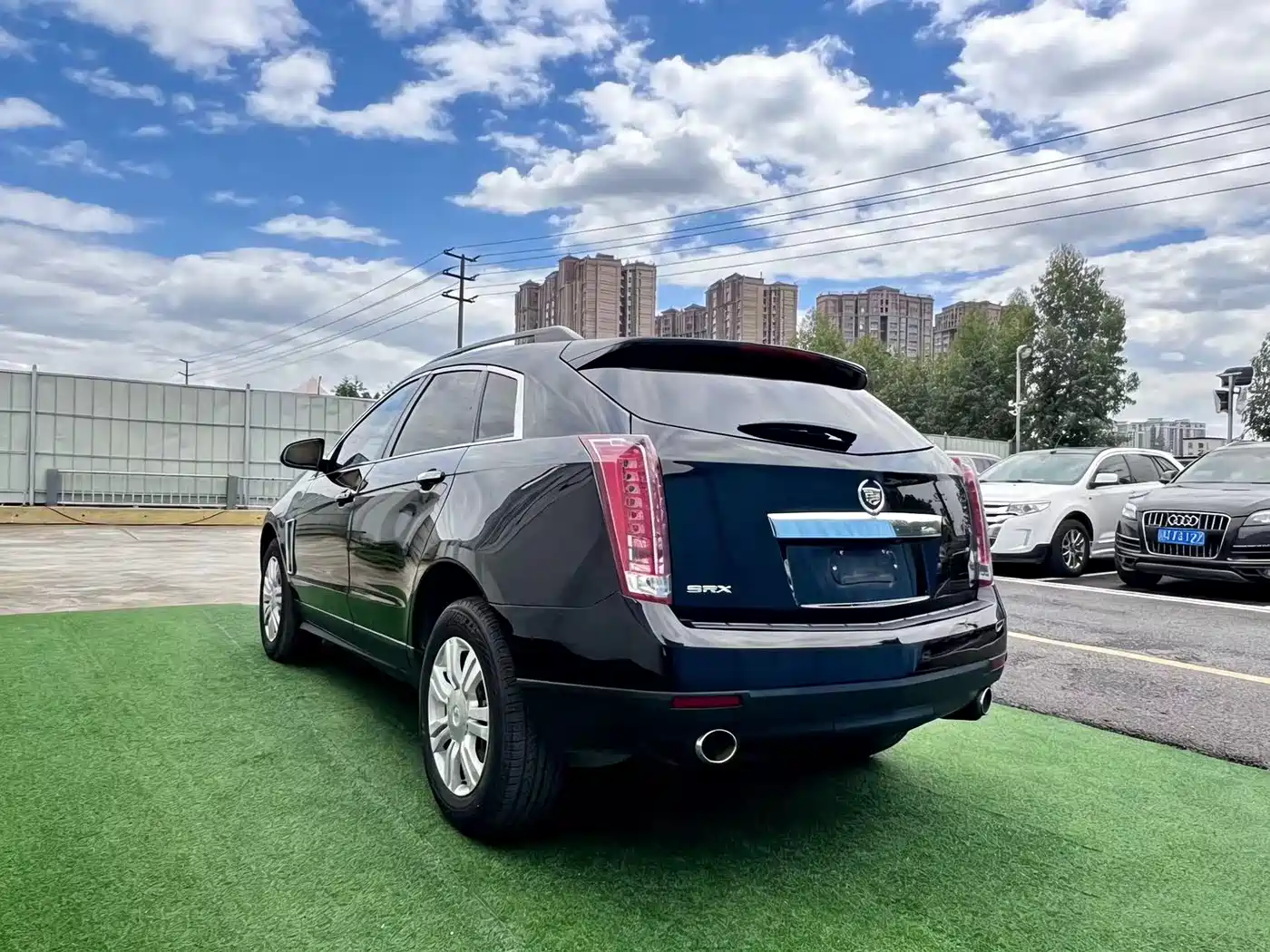 Cadillac SRX 2015 3.0L Elite фото 6