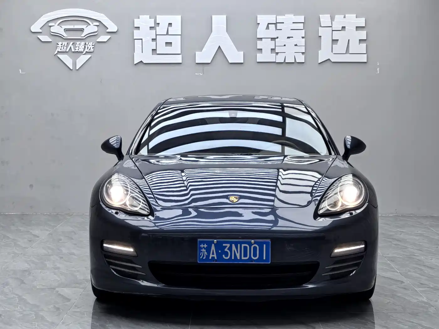 Porsche Panamera 2013 Panamera 4 Platinum Edition 3.6L фото 2