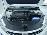 Фото 10 - Geely Vision