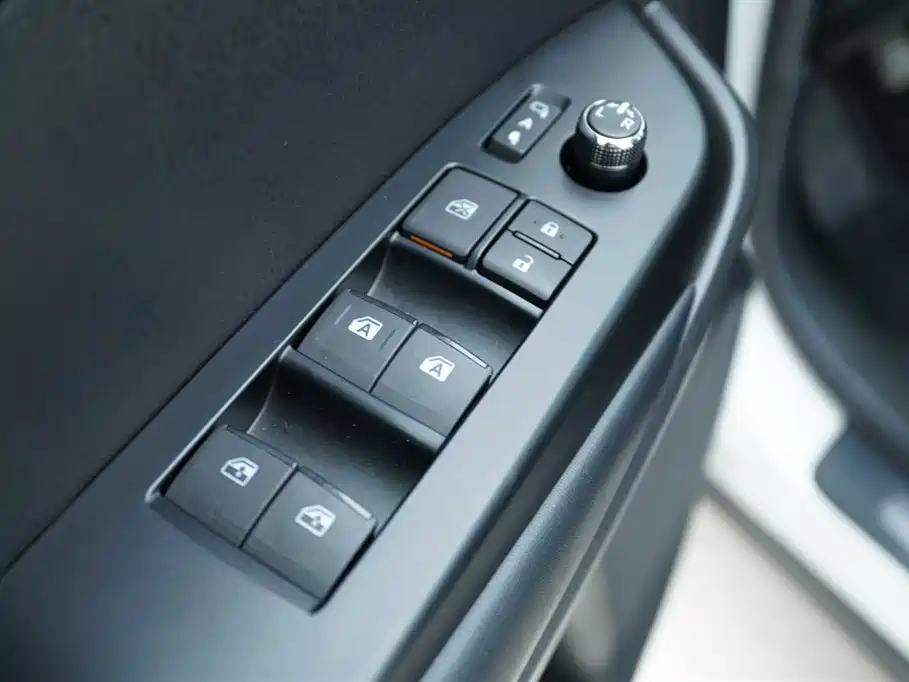 Toyota Highlander 2018 2.0T 4WD Luxury 7-seater (China V) фото 11