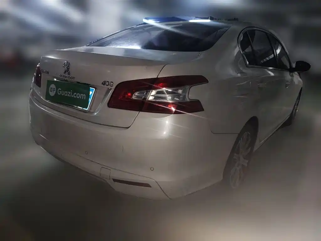Peugeot 408 2014 1.8L Automatic Luxury Edition фото 5