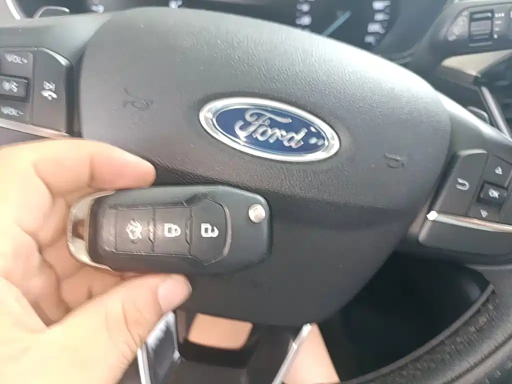 Photo 9 - Ford Focus