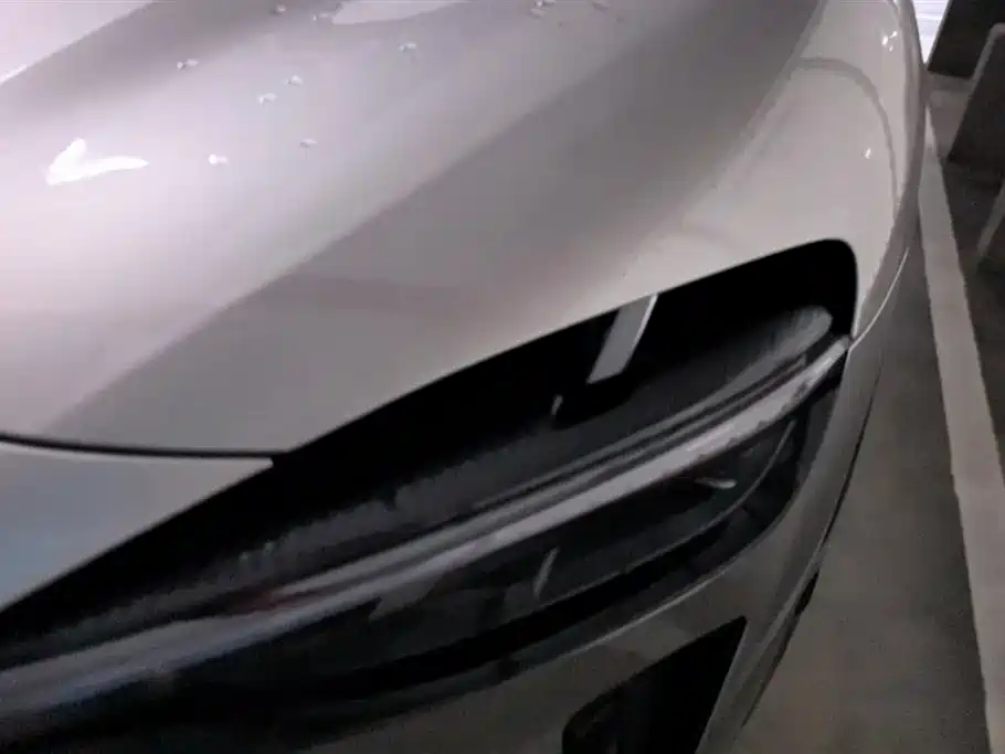Xiaomi Auto Xiaomi YU7 2025 Extended Range RWD Edition фото 5