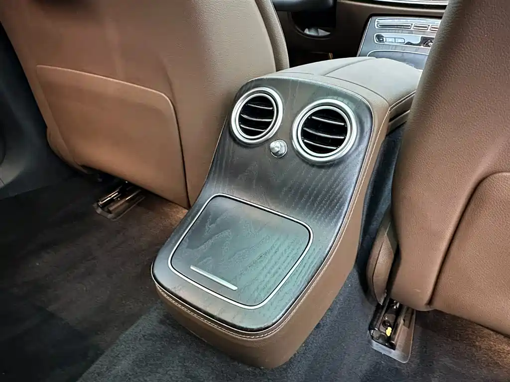 Mercedes-Benz E-Class 2023 Facelift E 300 L Sport Luxury фото 23