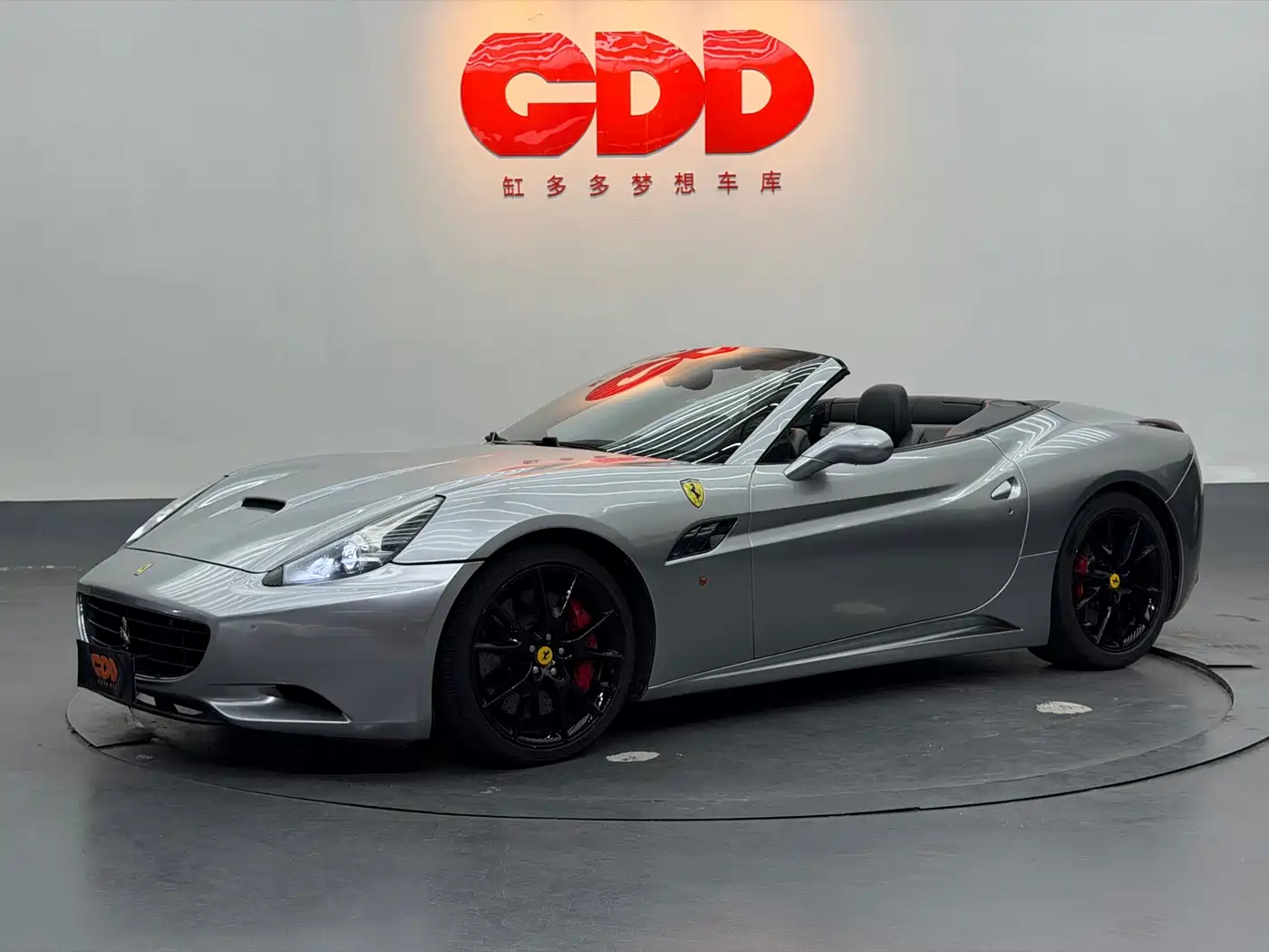 Ferrari California T