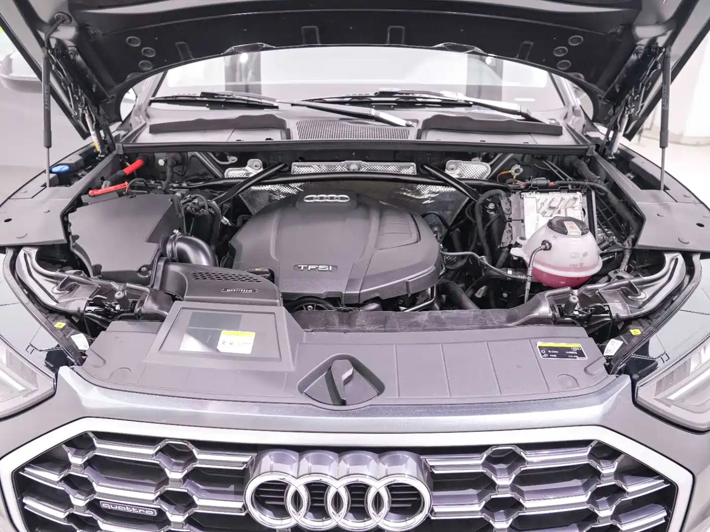 Audi Q5L 2022 Facelift 45T Luxury Dynamic фото 22