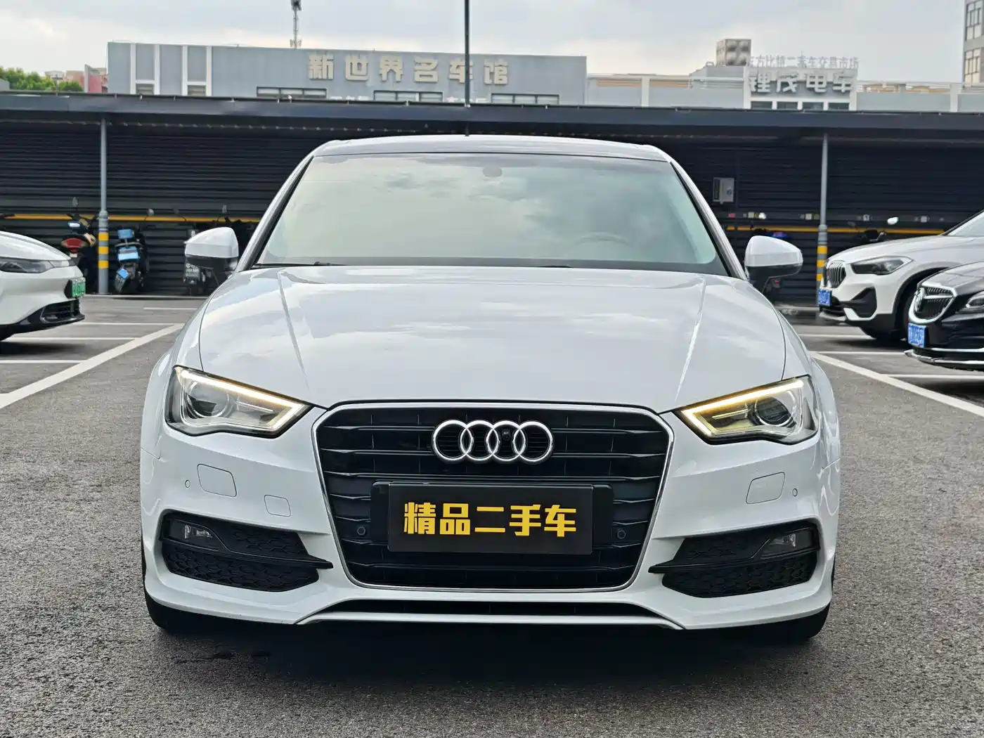 Audi A3 (Import) 2016 2015 Limousine 45 TFSI S line Luxury