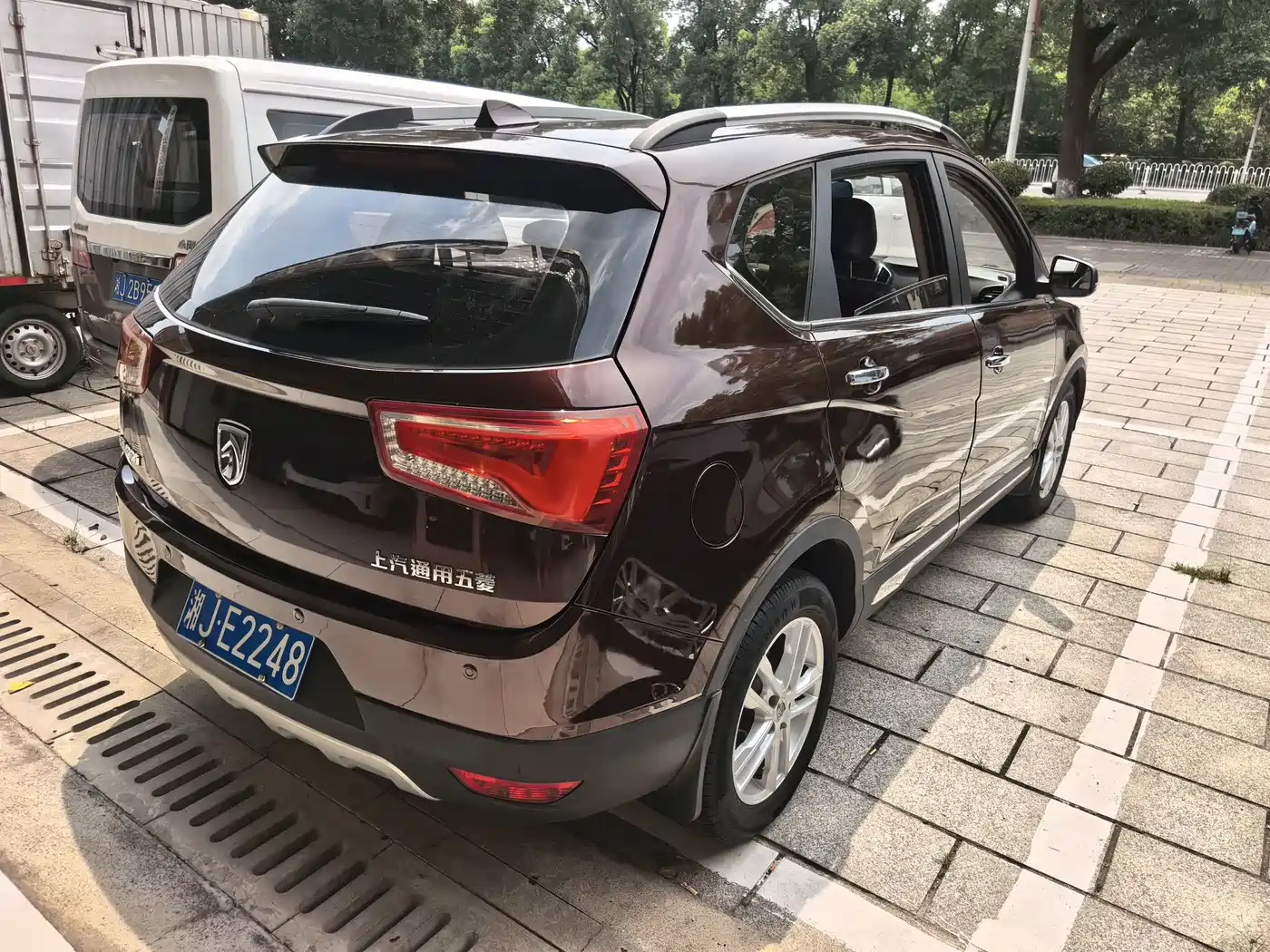 Baojun 560 2017 2016 1.8L iAMT Elite