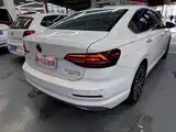 Photo 4 - Volkswagen Lavida