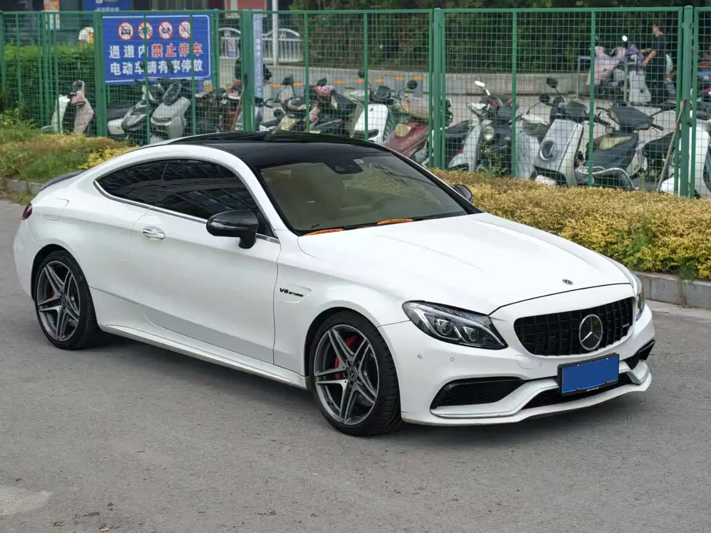Mercedes-Benz C-Class AMG 2019 AMG C 63 Coupe фото 3