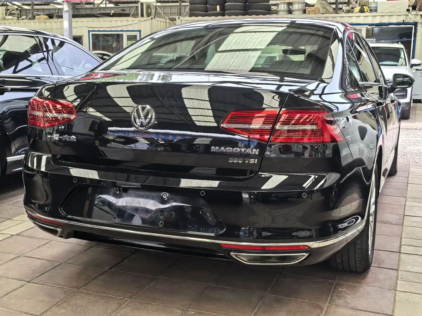 Volkswagen Magotan 2017 380TSI DSG Luxury фото 4