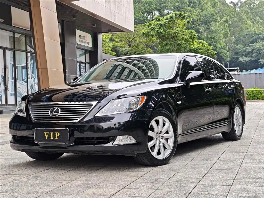 Lexus LS 2006 460L