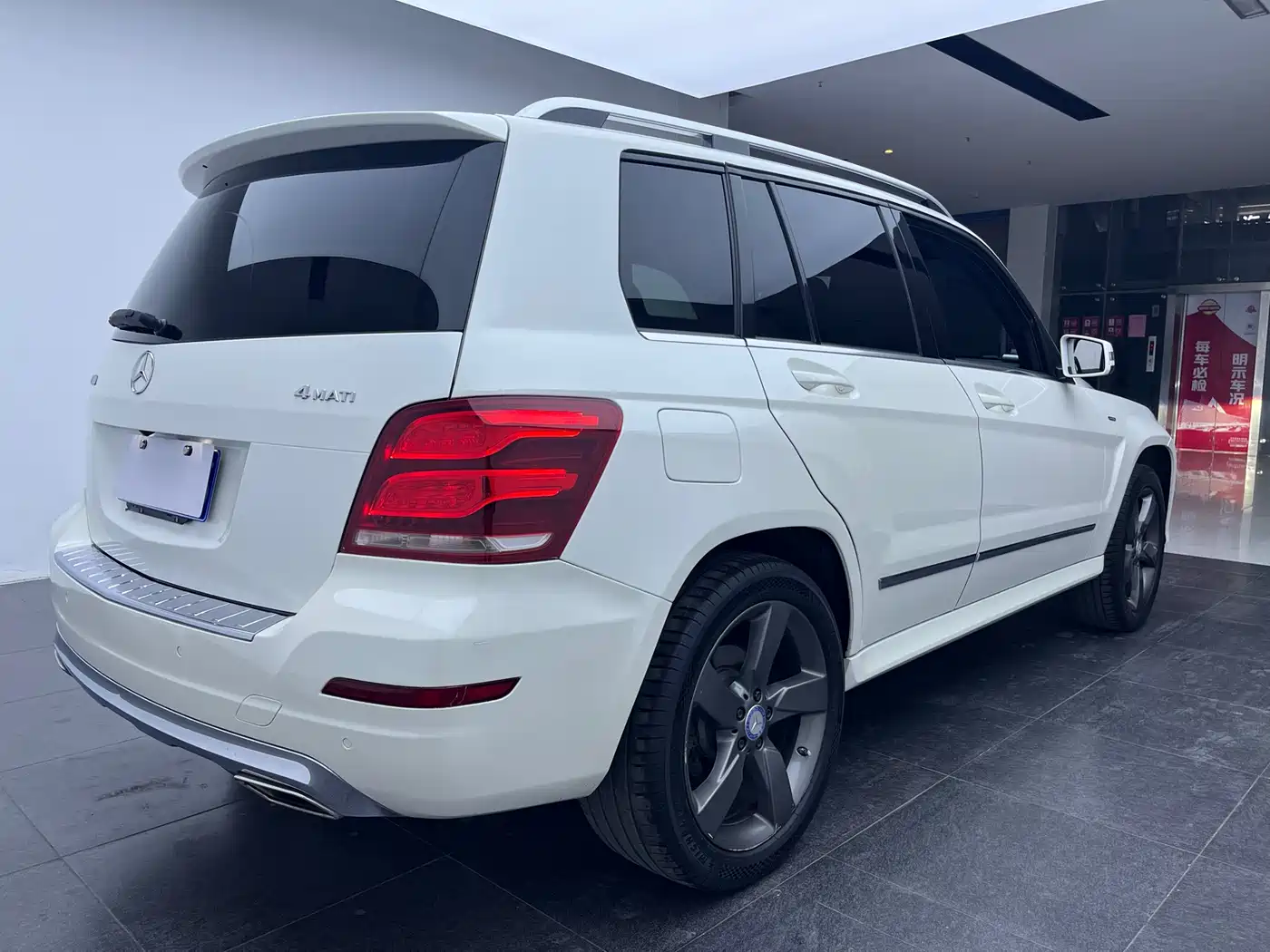 Mercedes-Benz GLK-Class 2015 GLK 260 4MATIC Fashion Ultimate Edition фото 4