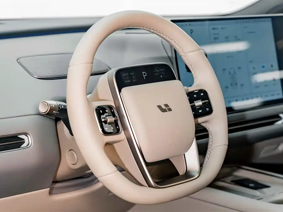 Li Auto i6 2026 2025 2WD Base Model