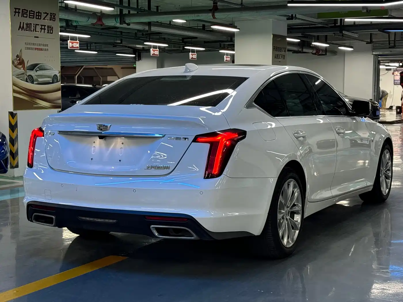 CADILLAC CT5