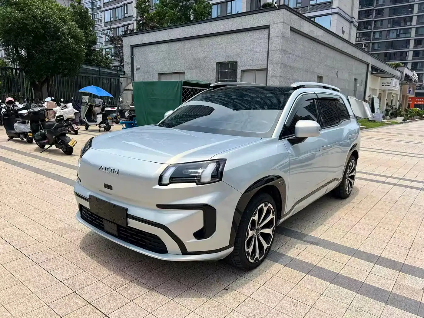 Aion V