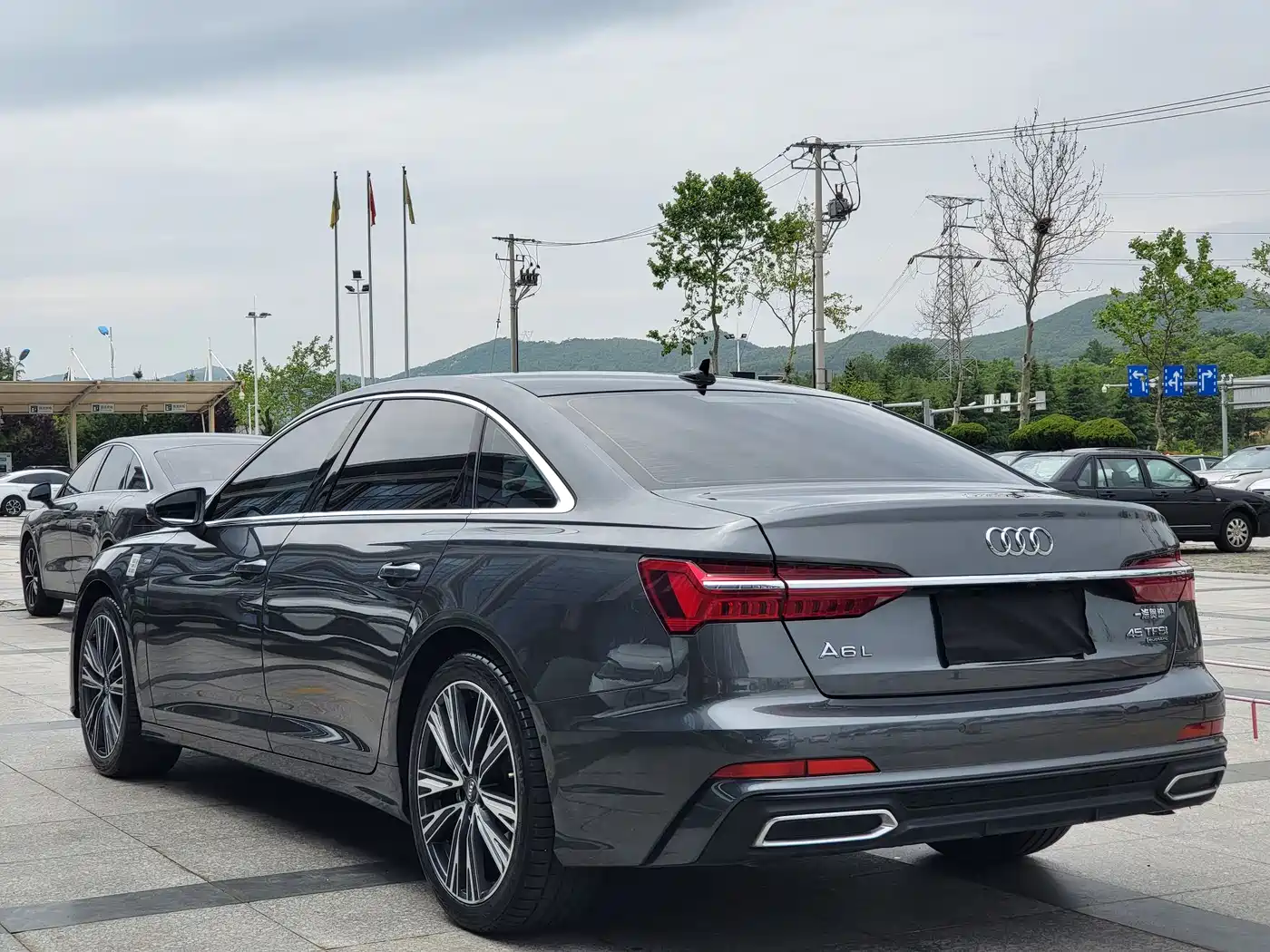 Audi A6L 2020 45 TFSI quattro Exclusive Dynamic фото 6