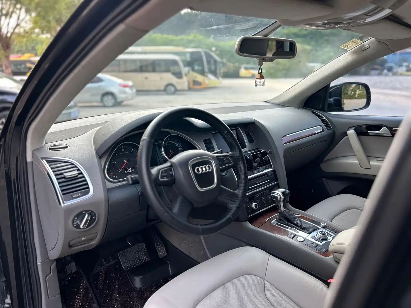 Audi Q7 2012 3.0 TDI Leading Edition фото 10