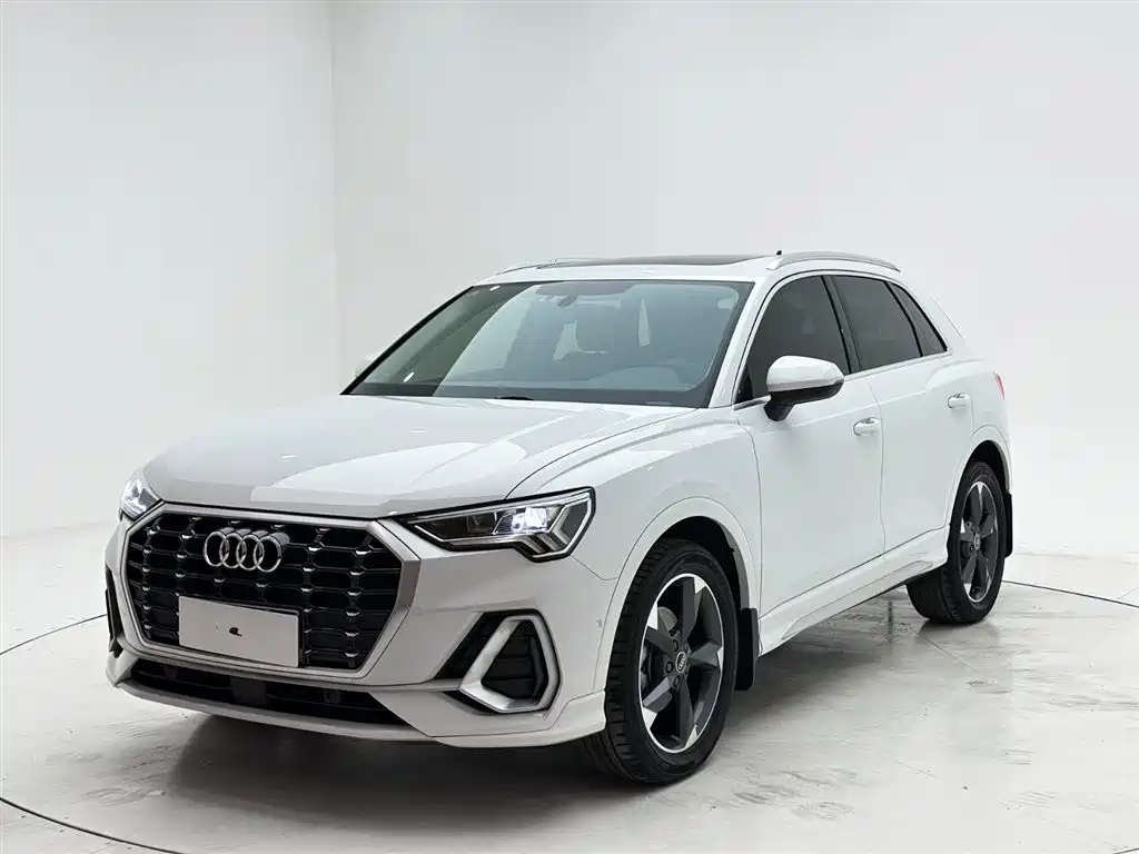 Audi Q3 2022 35 TFSI Fashion Dynamic