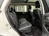 Фото 10 - Ford Edge
