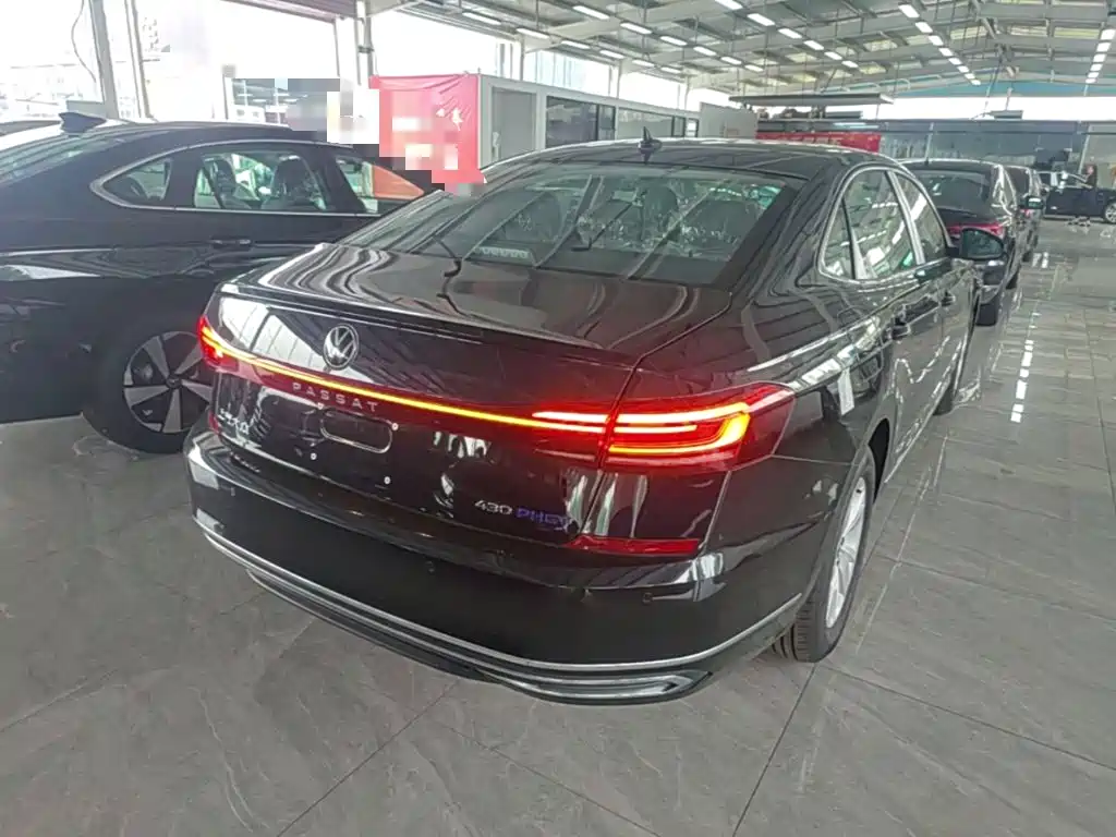 VOLKSWAGEN PASSAT NEW ENERGY
