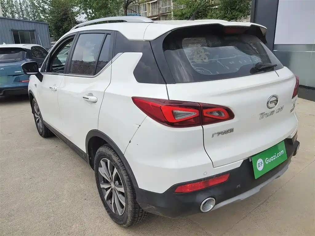GAC Trumpchi Trumpchi GS3 2019 235T Automatic Elite Edition фото 23