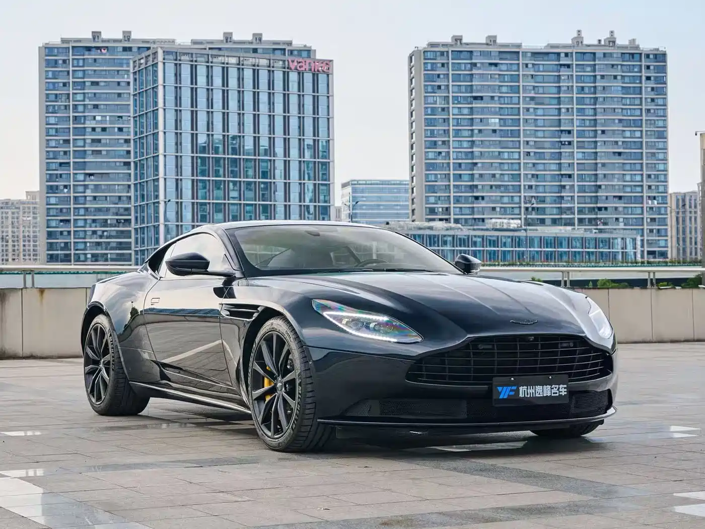 Aston Martin DB11 2021 2019 Model 4.0T V8 Coupe