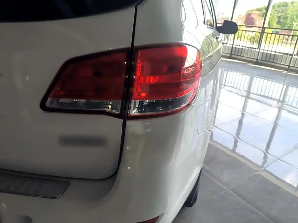 Photo 8 - Haval H6