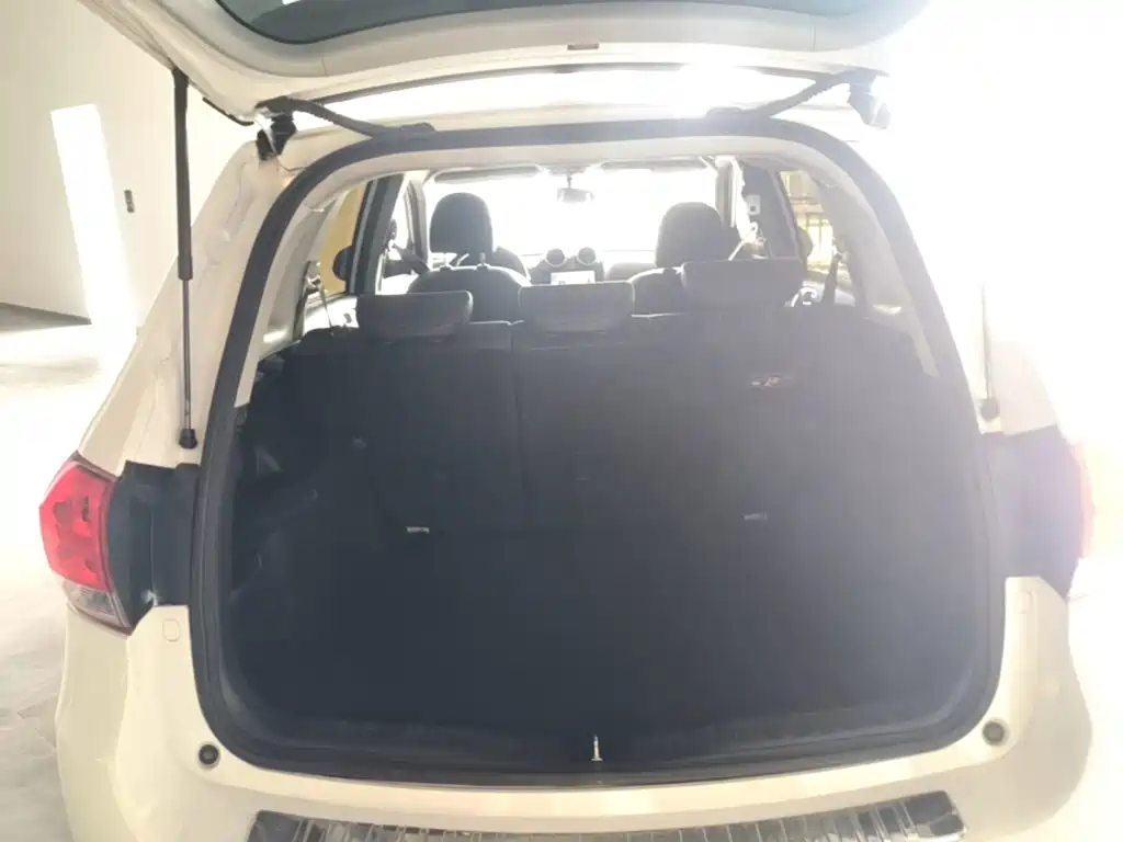Photo 19 - Haval H6