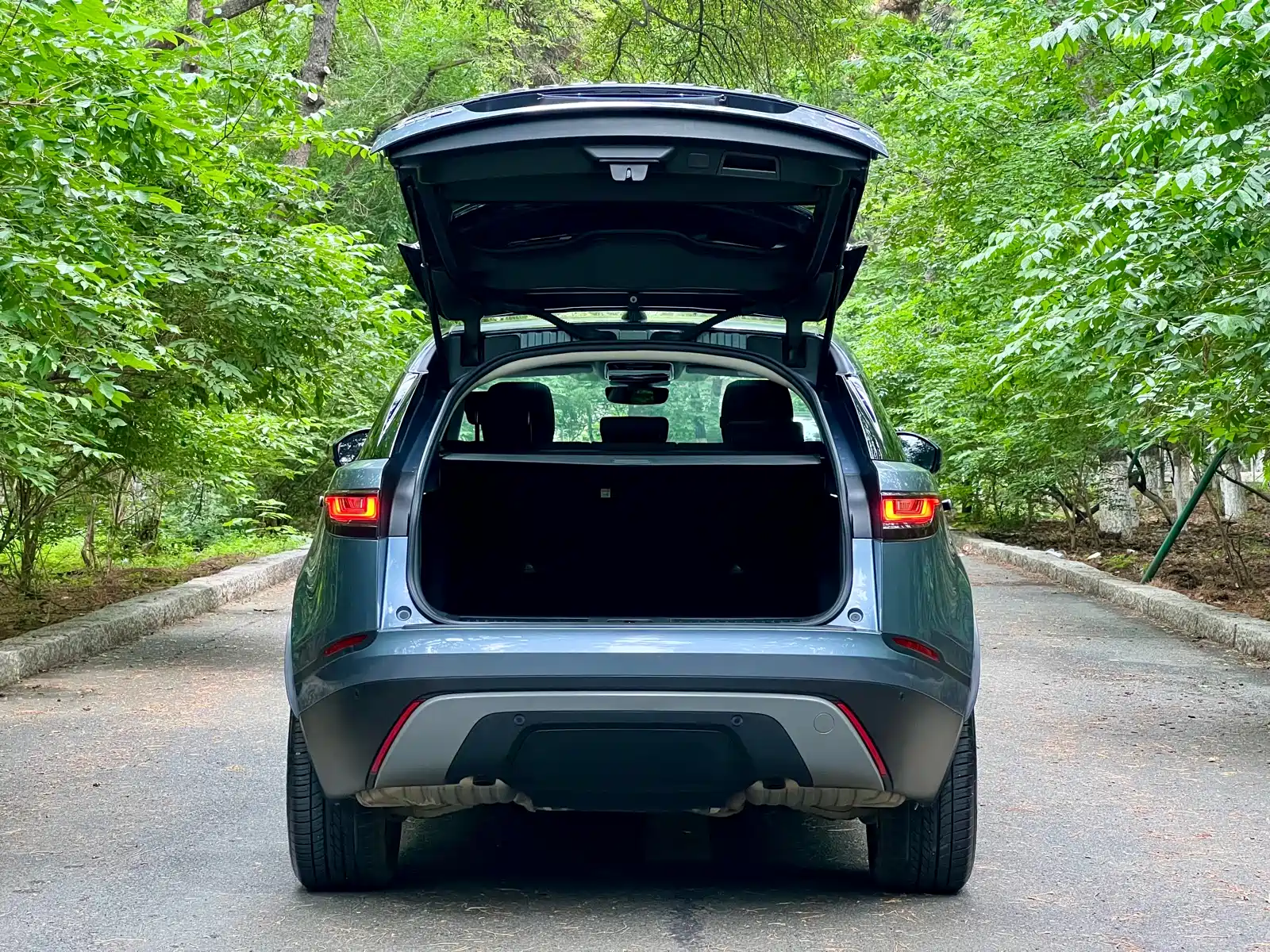Фото 13 - Land Rover Range Rover Velar