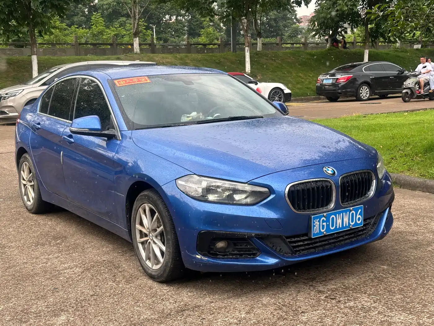 BMW 1 Series 2018 118i Fashion Edition фото 3