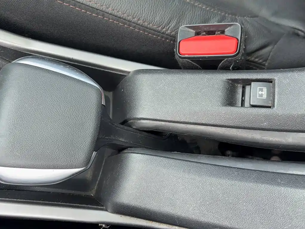 Peugeot 2008 2016 2014 1.6L Automatic Navigation Edition