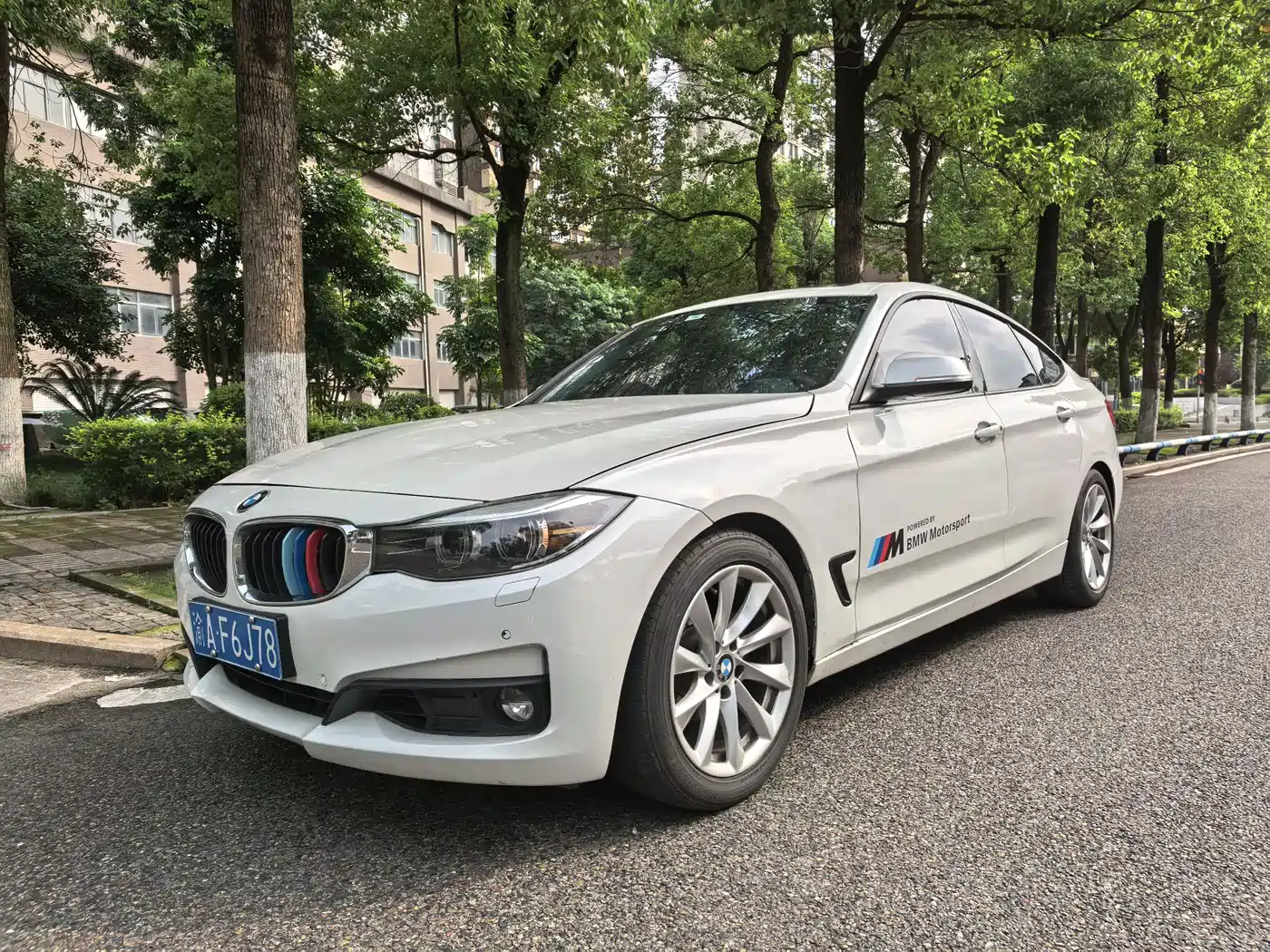 BMW 3 Series GT 2018 320i Fashion