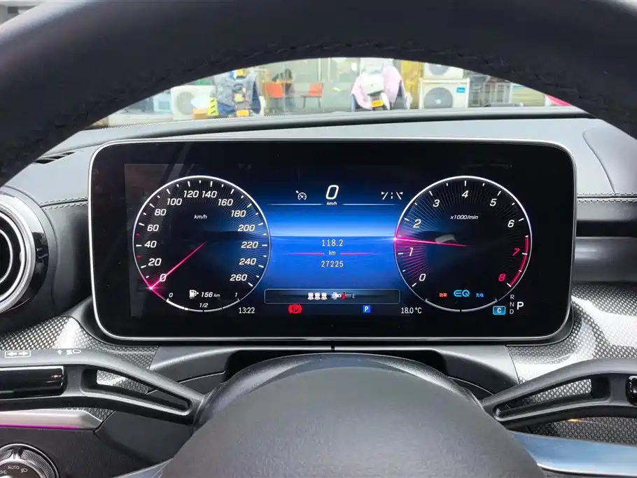 MERCEDES-BENZ C CLASS