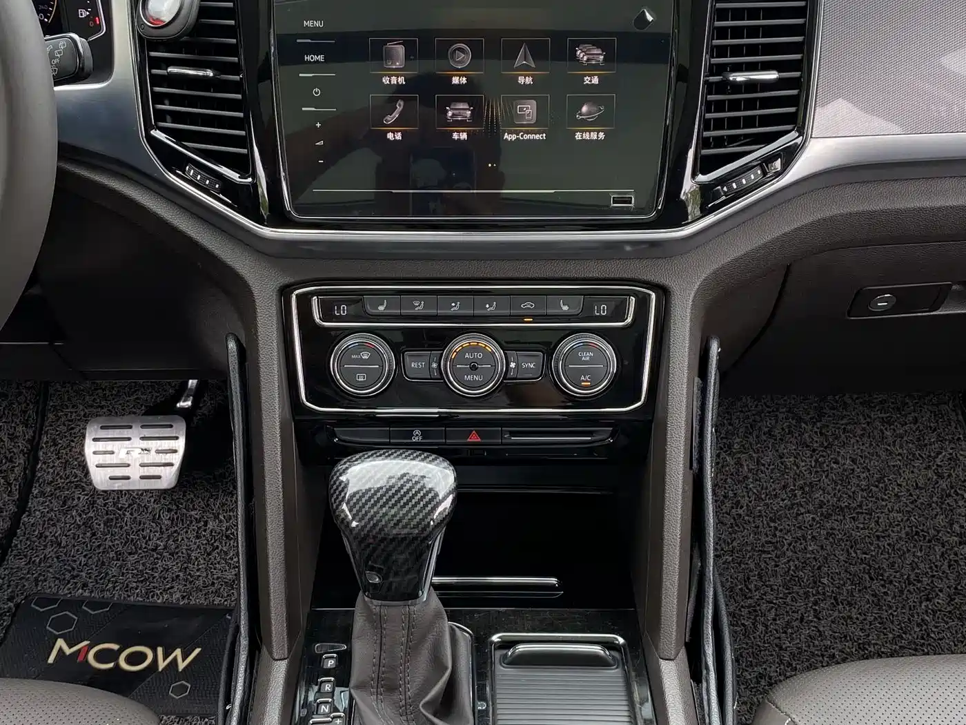 Volkswagen Teramont 2019 380TSI 4WD Luxury Edition China VI фото 15
