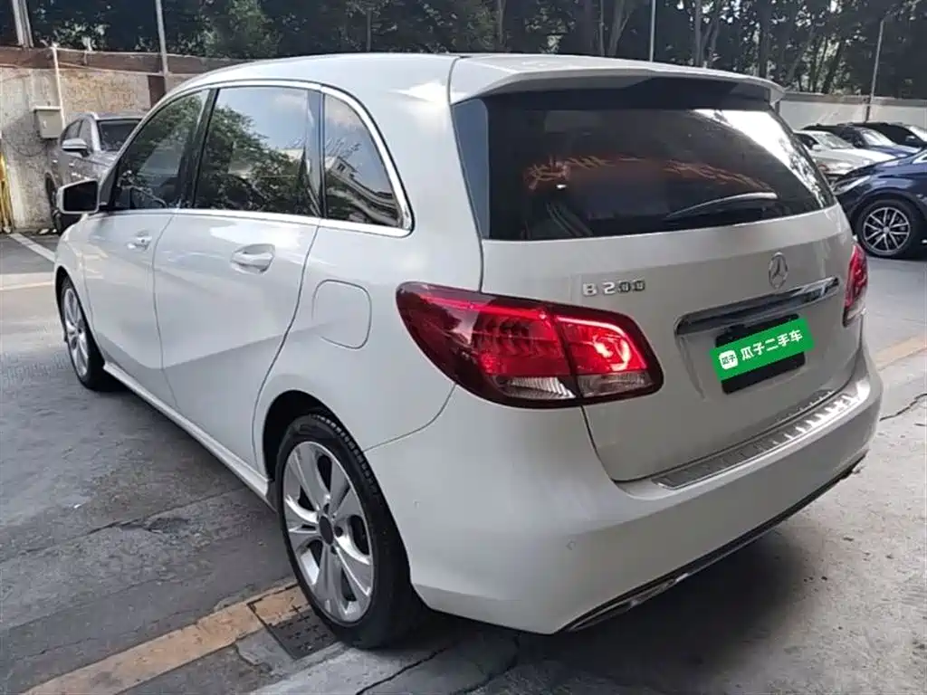 Mercedes-Benz B-Class 2015 B 200 Dynamic фото 5