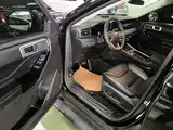 Фото 16 - Ford Explorer